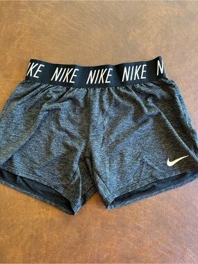 Girls’ Nike Dri-Fit Dark Grey Shorts